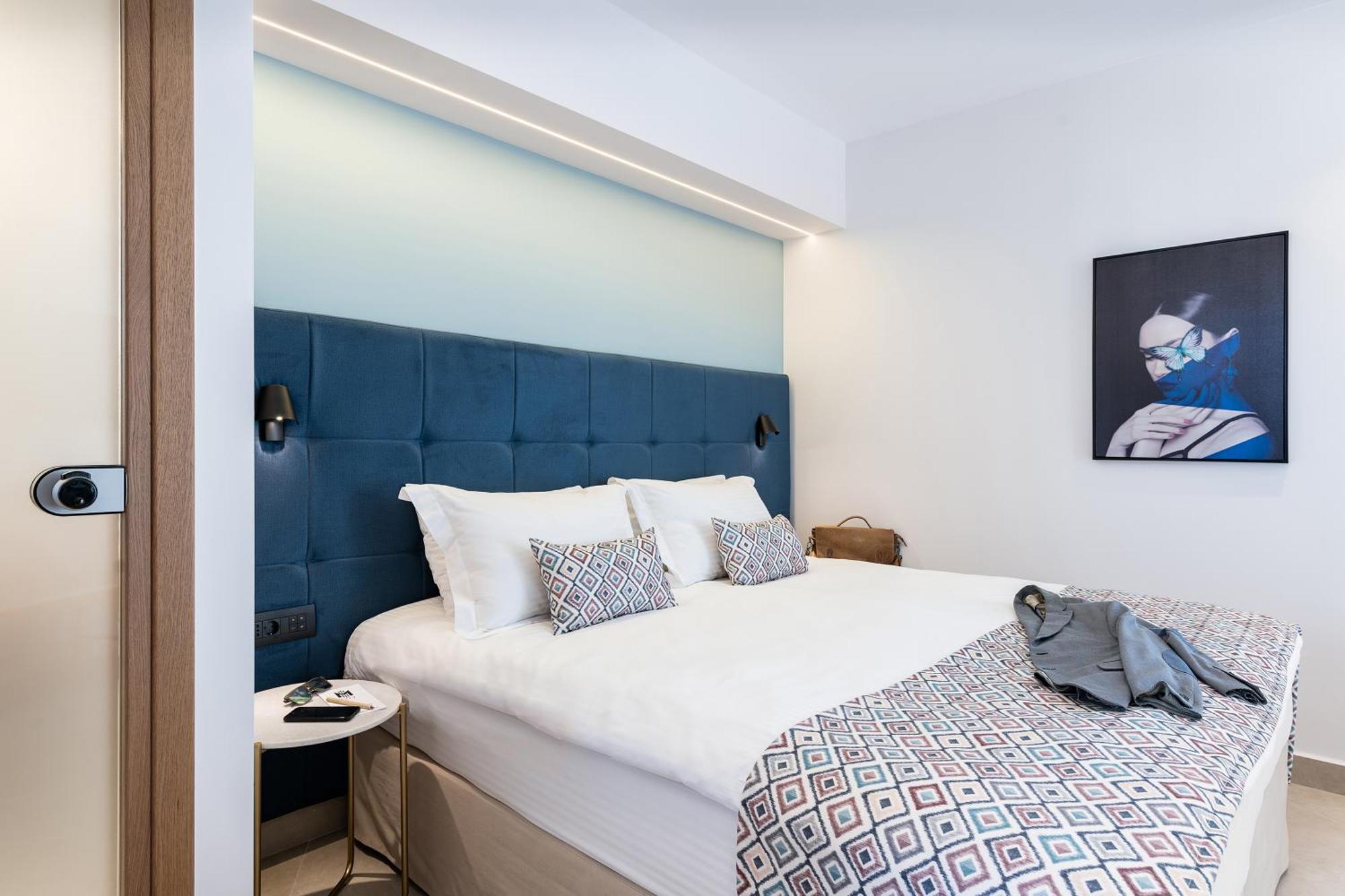 Hotel M 3*